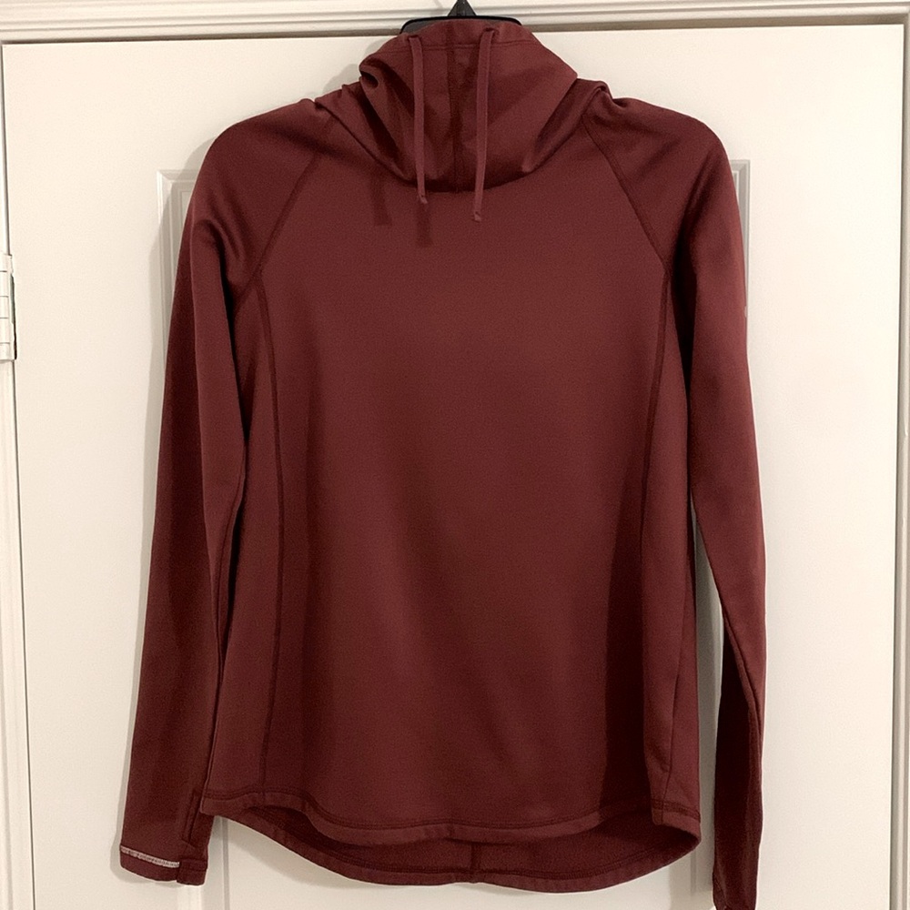 Maroon Columbia hoodie. Fleece lined.  Women’s large. New with tags activewear